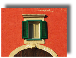 Green Shutters, Monopoli